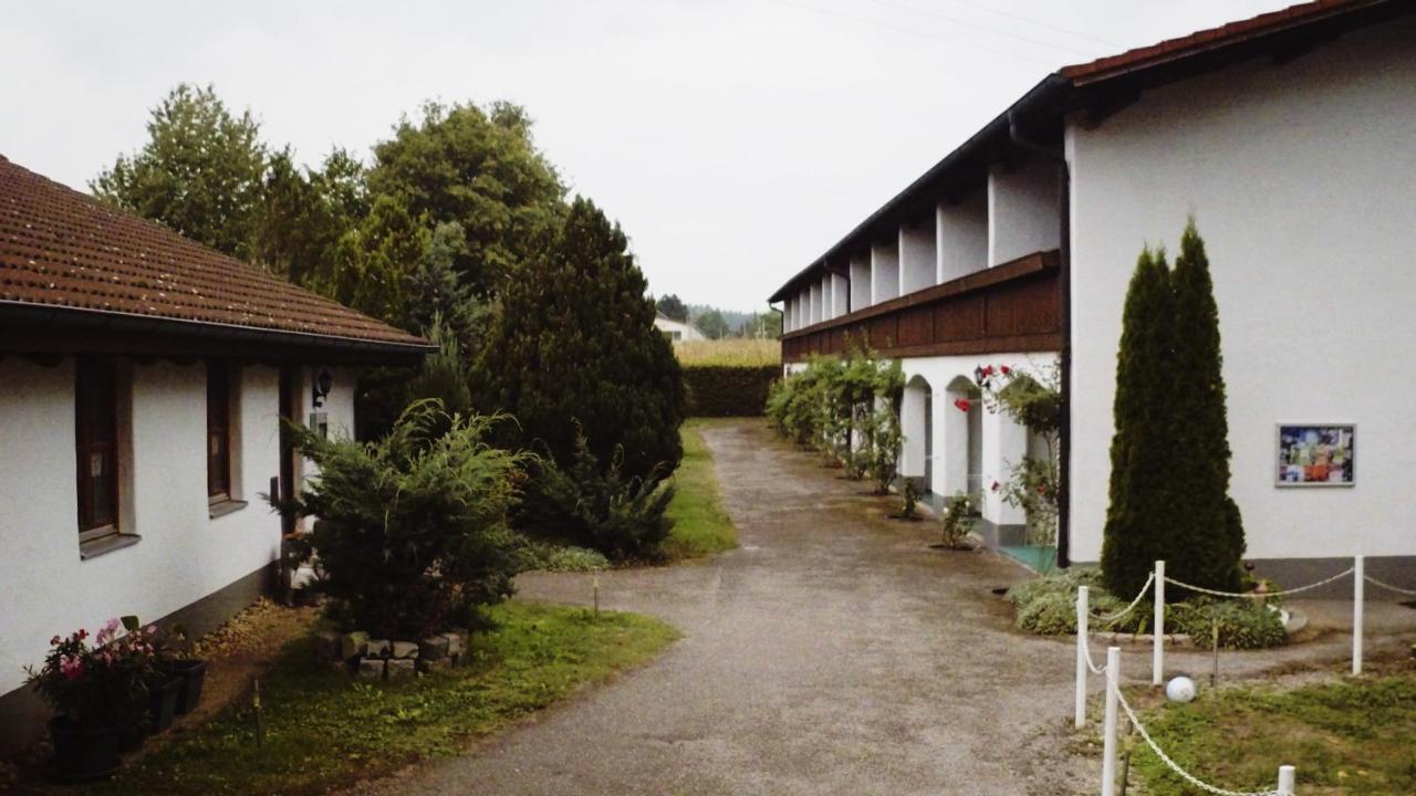 Paga Hotel Aidenbach Exterior photo